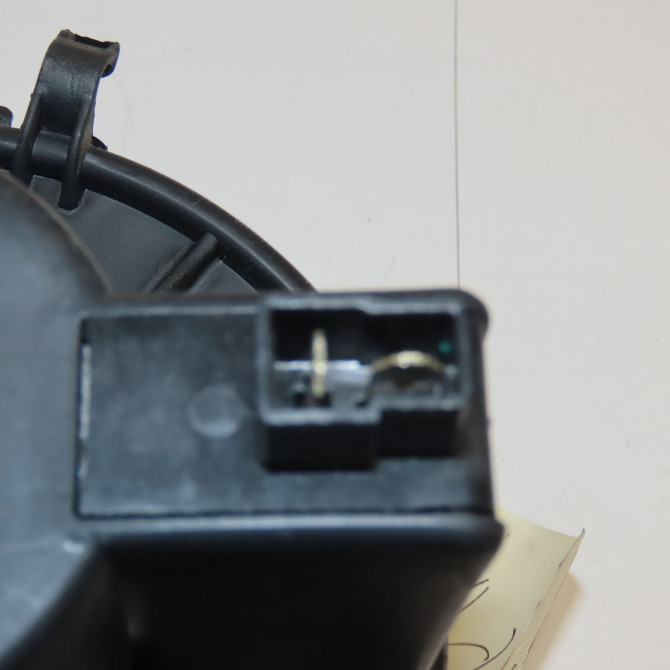 Ventilateur de chauffage occasion FORD KA II Phase 1 10-2008->... 1.2i 69ch 1557646 4