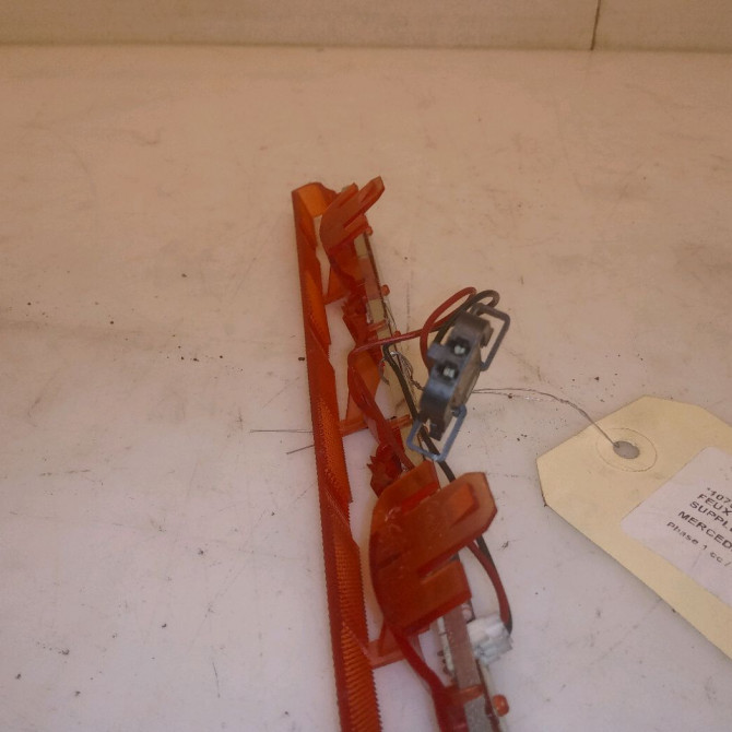 Feux stop supplementaire occasion MERCEDES CLASSE A II Phase 1 12-2004->04-2008 A 180 CDI 1698201756 3