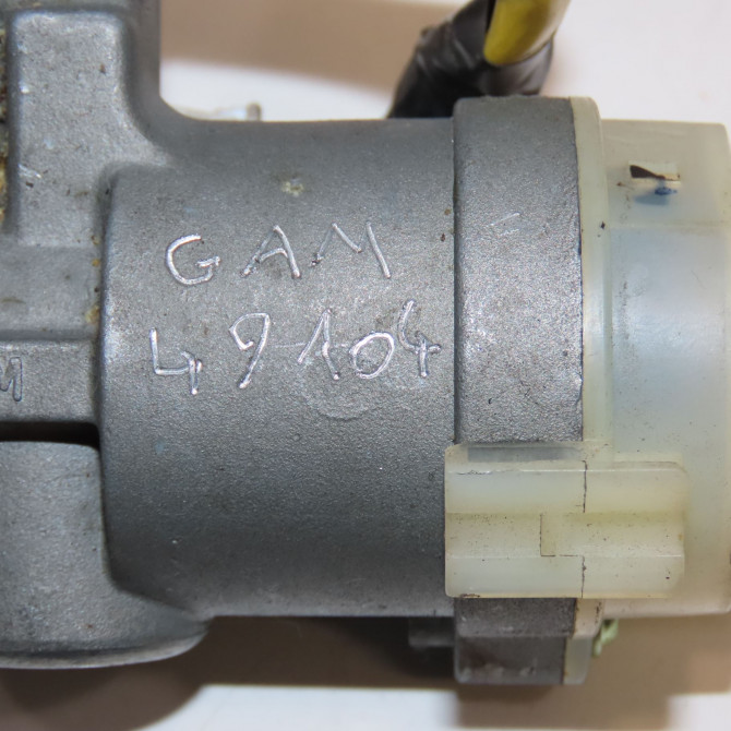 Kit serrures + antivol occasion KIA SPORTAGE II Phase 1 09-2004->11-2007 2.0 CRDI 140ch 819051F181 2