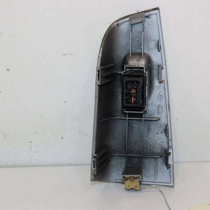 Commande leve-glace porte arrière droite occasion KIA SPORTAGE II Phase 1 09-2004->11-2007 2.0 CRDI 140ch 935801F510SS 2