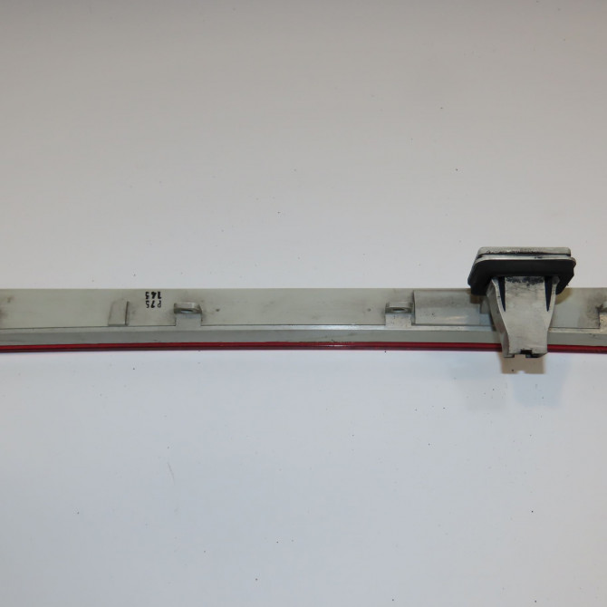 Feux stop supplementaire occasion MERCEDES CLASSE C II Phase 1 04-1995->04-1999 C220CDI 150ch 2038201556 2