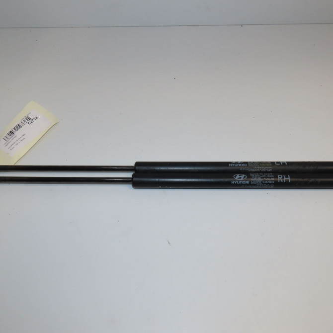 Verin droit hayon occasion HYUNDAI I 30 I Phase 1 04-1995->04-1999 1.6 CRDI 115ch 817802L200 1