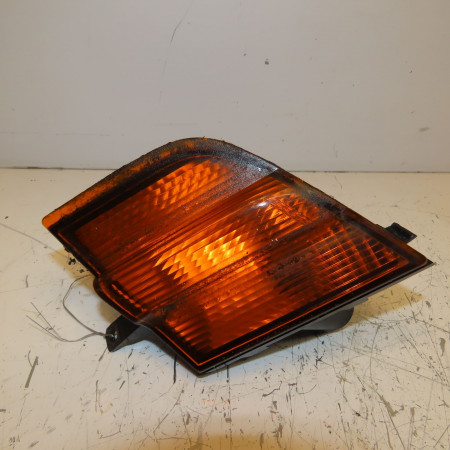 Clignotant droit occasion NISSAN MICRA III Phase 1 01-2003->07-2005 1.5 DCI 65ch 26130AX600