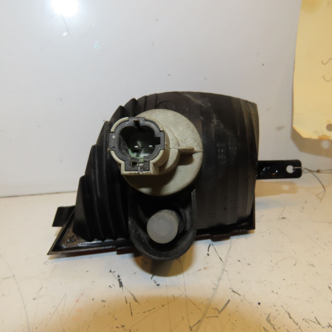 Clignotant droit occasion NISSAN MICRA III Phase 1 01-2003->07-2005 1.5 DCI 65ch 26130AX600 2