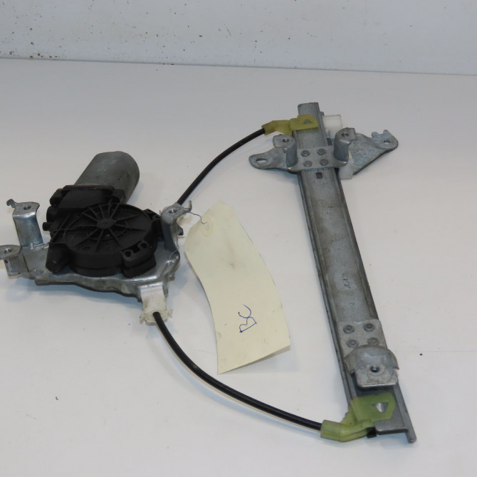 Mecanisme+moteur leve-glace ard occasion NISSAN QASHQAI I Phase 1 01-2007->09-2010 1.5 DCI 106ch 82700JD400 1