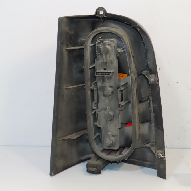 Feu arrière droit occasion MERCEDES VITO I Phase 1 04-1996->10-2003 108 CDI 6388201764 2