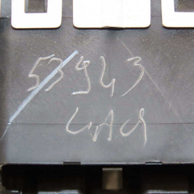 Commande de chauffage occasion NISSAN MICRA III Phase 1 01-2003->07-2005 1.2i 80ch 27510AX74A 5