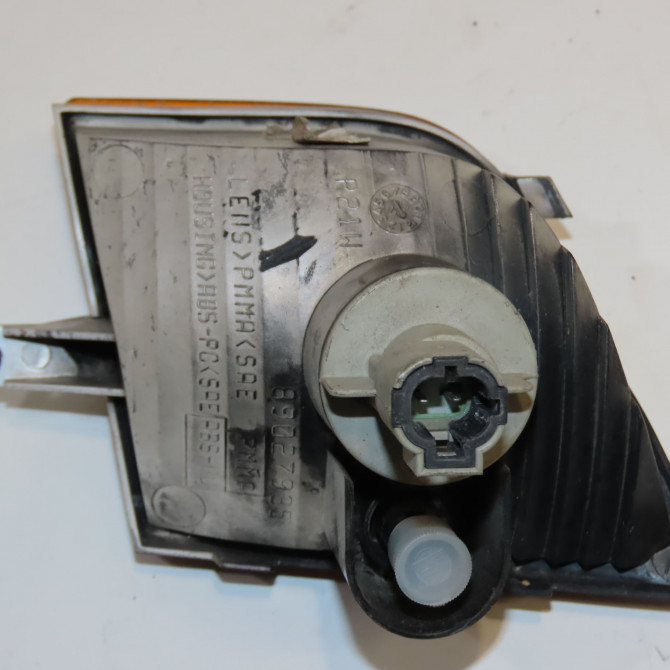 Clignotant gauche occasion NISSAN MICRA III Phase 1 01-2003->07-2005 1.2i 80ch 26135AX610 2