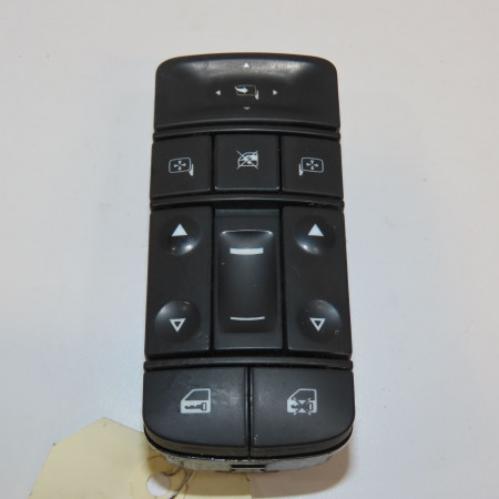 Commande lève-glace porte avant gauche occasion OPEL VECTRA III Phase 2 10-2005->06-2007 1.9 CDTI 120ch 13227050