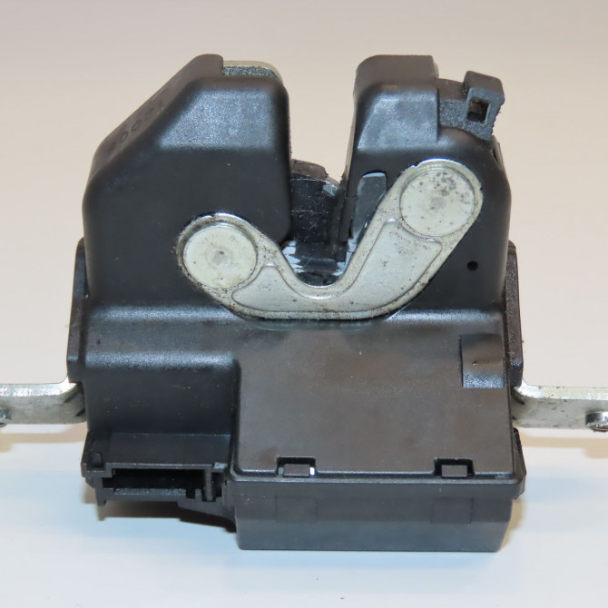 Serrure hayon occasion OPEL CORSA IV Phase 1 09-2006->12-2010 1.2 TWINPORT 80ch 55701971 2