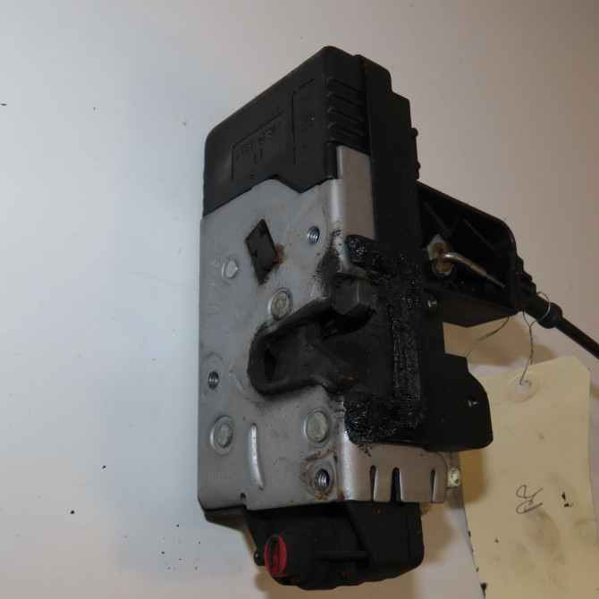 Serrure porte arg occasion OPEL CORSA III Phase 1 10-2000->08-2003 1.7 DI 16v 24414138 1