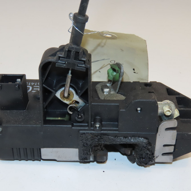 Serrure porte arg occasion OPEL CORSA III Phase 1 10-2000->08-2003 1.7 DI 16v 24414138 3