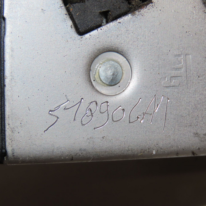 Serrure porte arg occasion OPEL CORSA III Phase 1 10-2000->08-2003 1.7 DI 16v 24414138 6