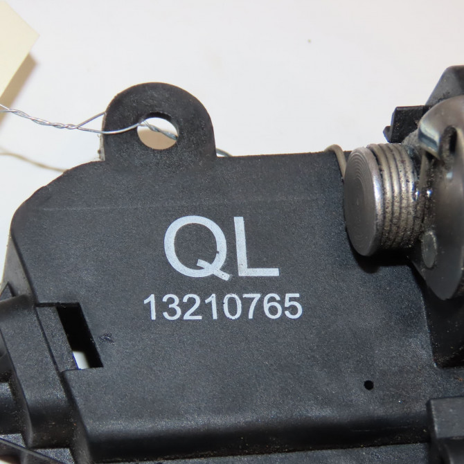 Serrure porte avd occasion OPEL VECTRA III Phase 2 10-2005->06-2007 1.9 CDTI 120ch 13210765 4