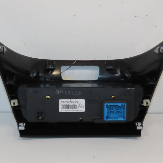 Commande de chauffage occasion PEUGEOT 2008 Phase 1 01-2013->... 1.2i PURETECH 110ch 9819570680 2