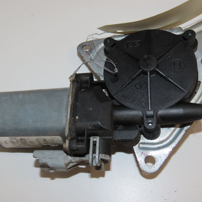 Mecanisme + moteur lève-glace avant droit occasion PEUGEOT 106 Phase 2 04-1996->09-2003 1.1i 9222H0 3