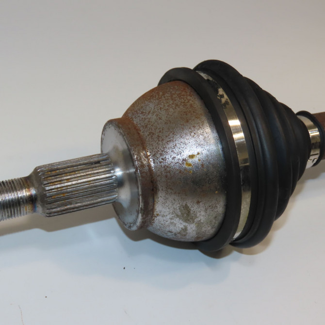 Transmission avant gauche occasion MERCEDES CLASSE B I Phase 1 06-2005->04-2008 B 180 CDI 1693705572 2