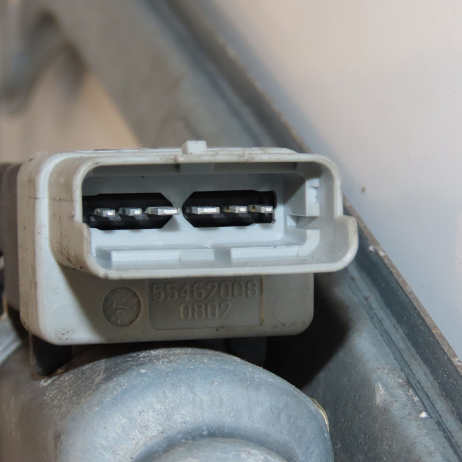 Mecanisme+moteur leve-glace porte coulissante d occasion PEUGEOT 1007 Phase 1 04-2005->12-2010 1.4 HDI 4