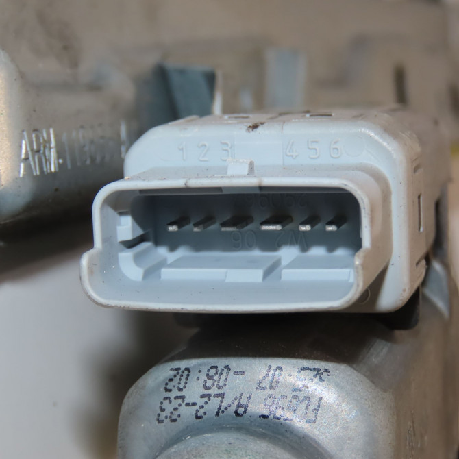 Mecanisme+moteur leve-glace avg occasion PEUGEOT 207 Phase 1 04-2006->06-2013 1.4 HDI 9221FS 4