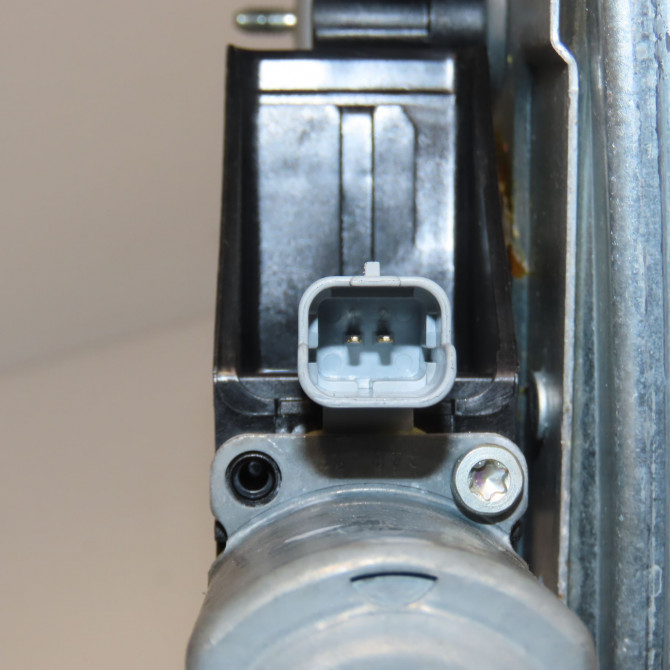 Mecanisme+moteur leve-glace avg occasion PEUGEOT 208 208 Phase 1 2012-03-01->2015-09-30 1.2i PURETECH 82ch 9673154480 3