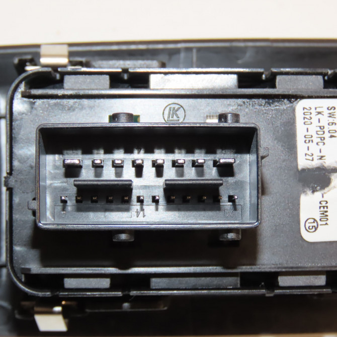 Commande lève-glace porte avant gauche occasion  96788264ZD 4