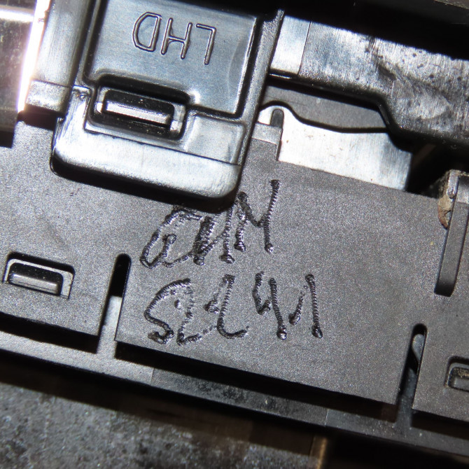 Commande lève-glace porte avant gauche occasion  96788264ZD 6