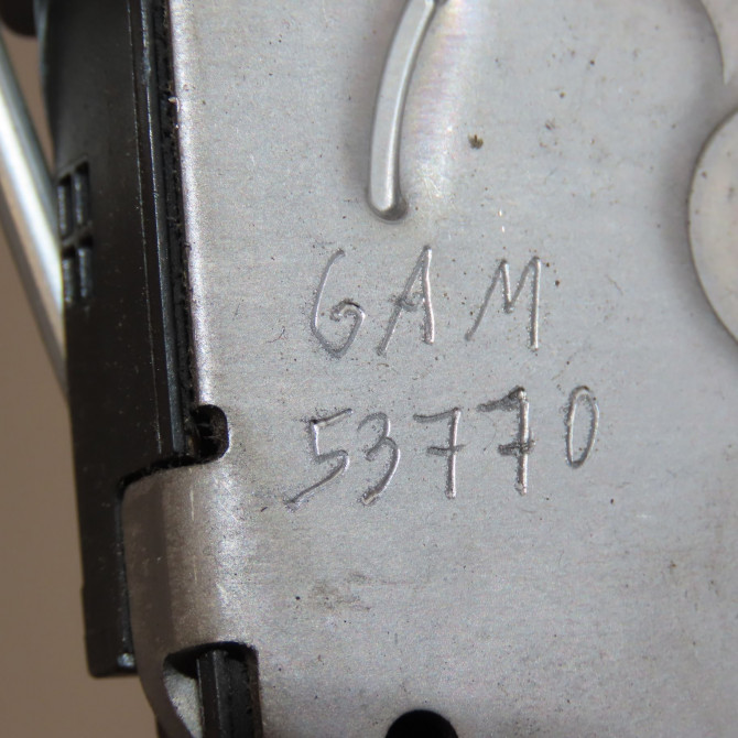 Serrure porte avg occasion PEUGEOT 207 Phase 1 04-2006->06-2013 1.4i 75ch 9135V6 7