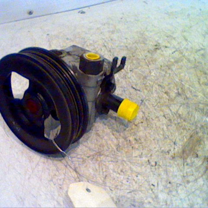 Pompe direction assistee occasion KIA CARNIVAL I phase 1 07-1999->06-2006 0K55232600D 1