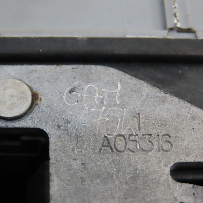 Serrure porte arg occasion PEUGEOT 3008 I Phase 2 11-2013->... 1.6i 165ch 9800623780 4