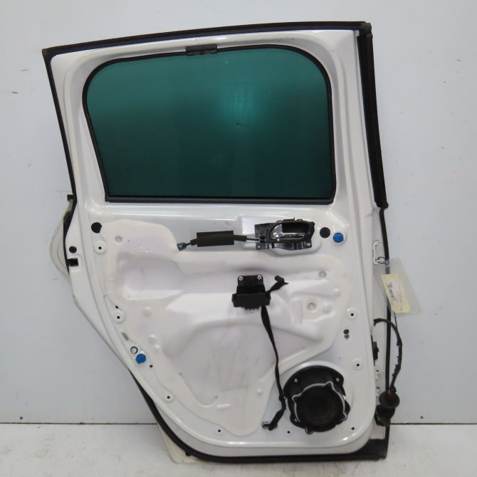 Porte arrière gauche occasion PEUGEOT 3008 I Phase 1 04-2009->12-2013 2.0 HDI 150ch 9006Q1 2