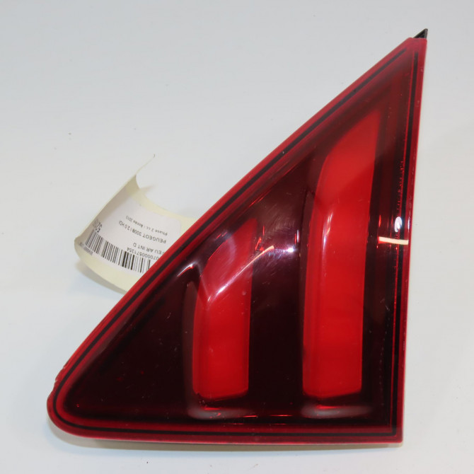 Feu arrière intérieur droit occasion PEUGEOT 3008 I Phase 2 11-2013->... 2.0 HDI 150ch 9805511280 1