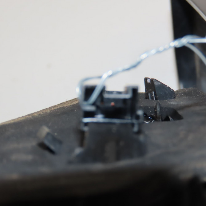 Feu arrière interieur gauche occasion PEUGEOT 3008 I Phase 2 11-2013->... 2.0 HDI 150ch 9805511380 3