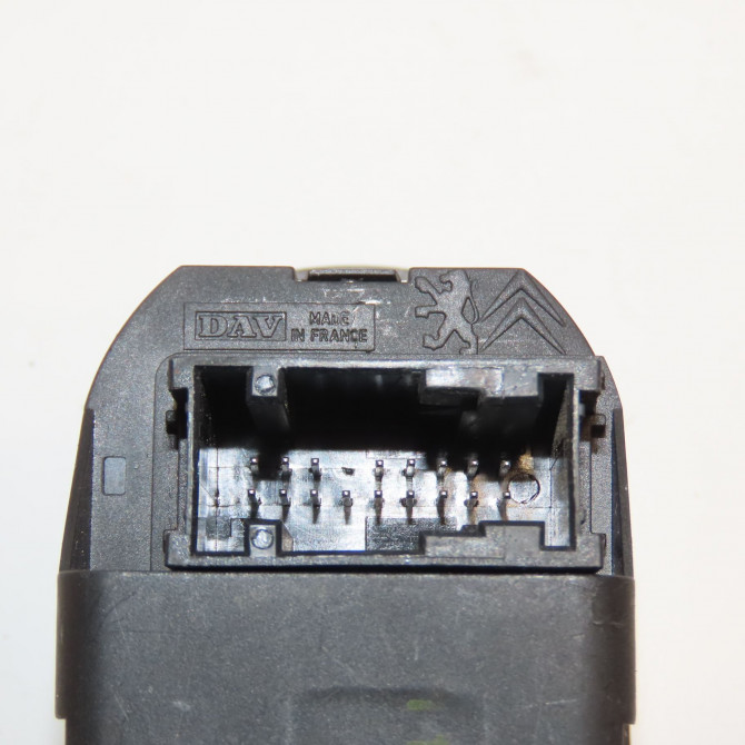 Commande lève-glace porte avant gauche occasion PEUGEOT 306 Phase 1 04-1995->04-1999 2.0 HDI 90ch 6552WL 3