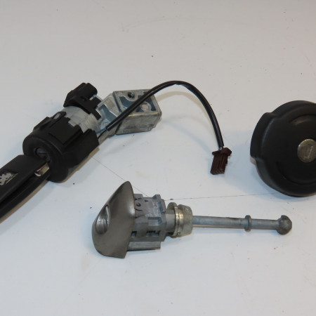 Kit serrures + antivol occasion PEUGEOT 5008 I phase 2 09-2013->... 1.6 HDI 115ch 4162SX