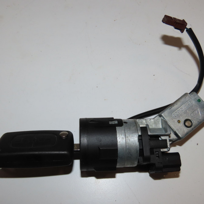 Kit serrures + antivol occasion PEUGEOT 5008 I phase 2 09-2013->... 1.6 HDI 115ch 4162SX 2