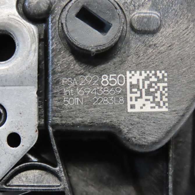 Serrure porte avg occasion  9844412280 6