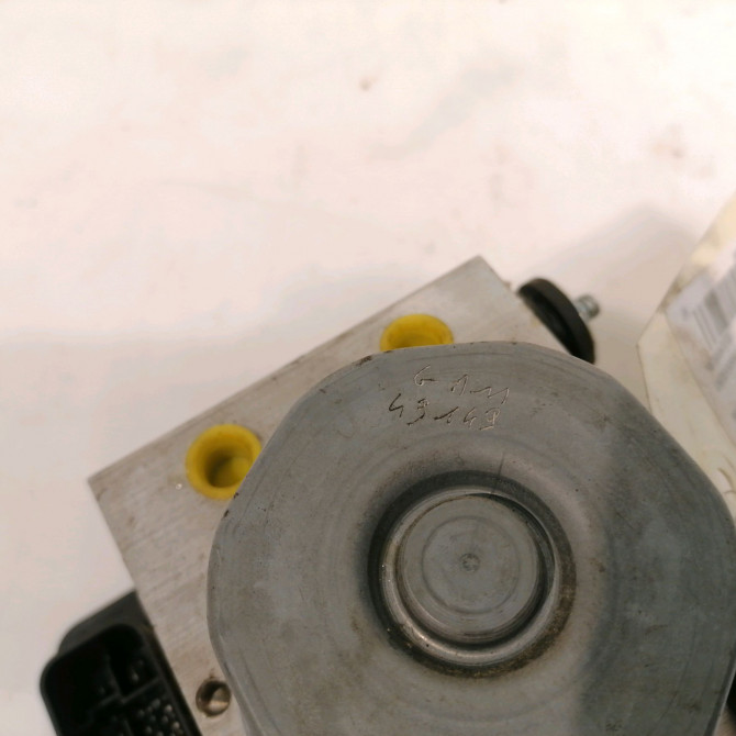 Unité hydraulique ABS occasion PEUGEOT 308 II 308 II Phase 1 2013-06-01->2017-08-31 1.2i 82ch 1616384280 4