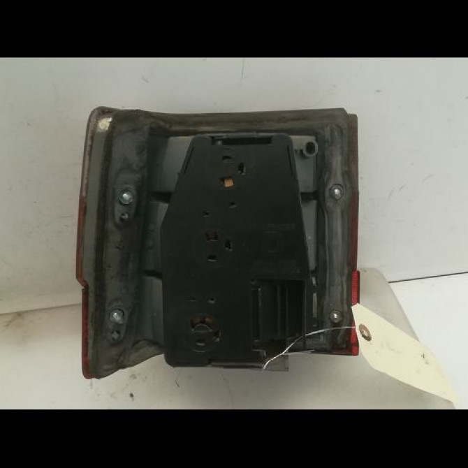 Feu arrière droit occasion RENAULT 11 Phase 1 04-1983->06-1989 1.4i 68ch 2