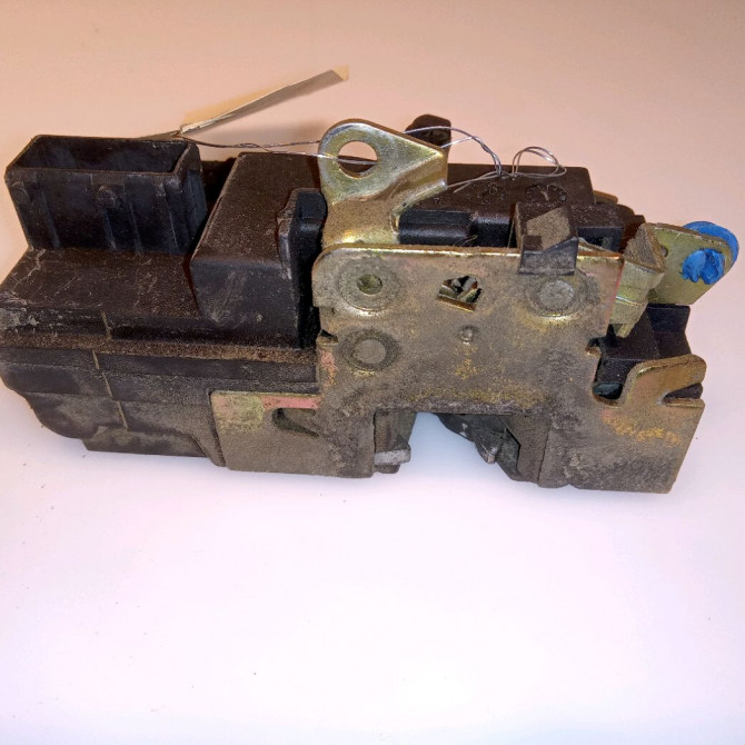 Serrure porte avg occasion PEUGEOT PARTNER I Phase 1 01-1997->12-2002 1.9 D 9135P1 3