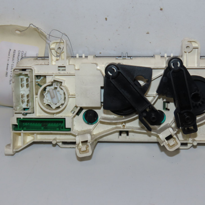 Commande de chauffage occasion RENAULT CLIO II Phase 2 06-2001->07-2006 1.2i 75ch 7701051263 2