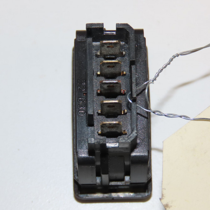 Commande lève-glace porte avant droite occasion PEUGEOT 405 Phase 2 07-1992->06-1996 6552W3 2