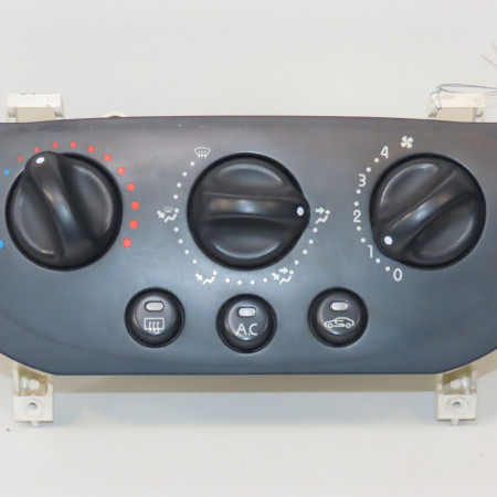 Commande de chauffage occasion RENAULT CLIO II Phase 1 03-1998->06-2001 1.9 D 65ch 7701051263