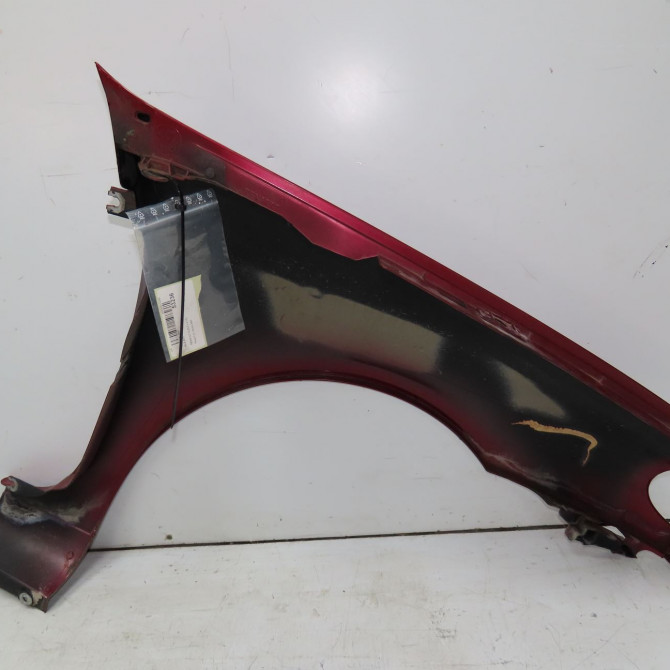 Aile avant gauche occasion RENAULT CLIO II Phase 1 03-1998->06-2001 1.4 16v 7701473025 2