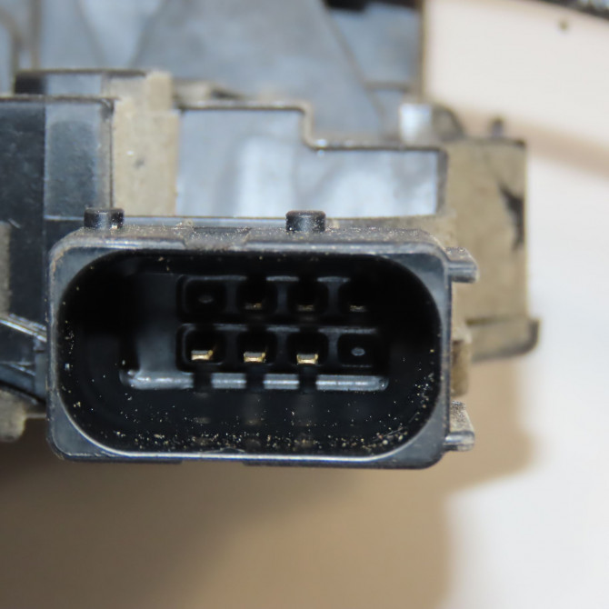 Serrure porte coulissante d occasion PEUGEOT BOXER III Phase 1 04-1995->04-1999 2.2 HDI 130ch 1633563680 5