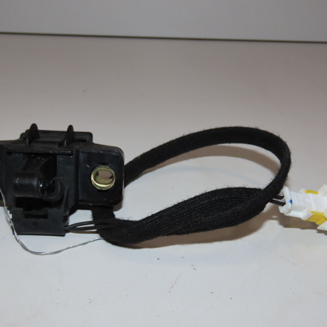 Serrure hayon occasion RENAULT CLIO II Phase 2 06-2001->07-2006 1.5 DCI 80ch 8200078950 2