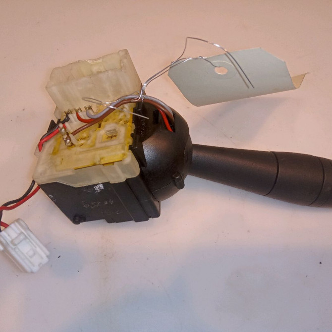 Commande clignotant occasion RENAULT CLIO IV Phase 1 07-2012->... 1.5 DCI 90ch 255405718R 2