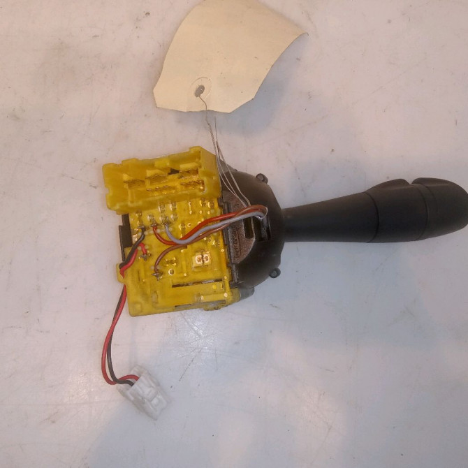 Commande clignotant occasion RENAULT CLIO IV Phase 1 07-2012->... 0.9 TCE 90ch 255405718R 2