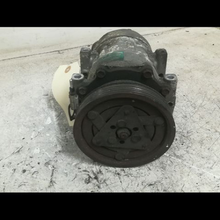 Compresseur air conditionne occasion RENAULT LAGUNA I Phase 2 04-1998->11-2000 1.6 16v 7700111036