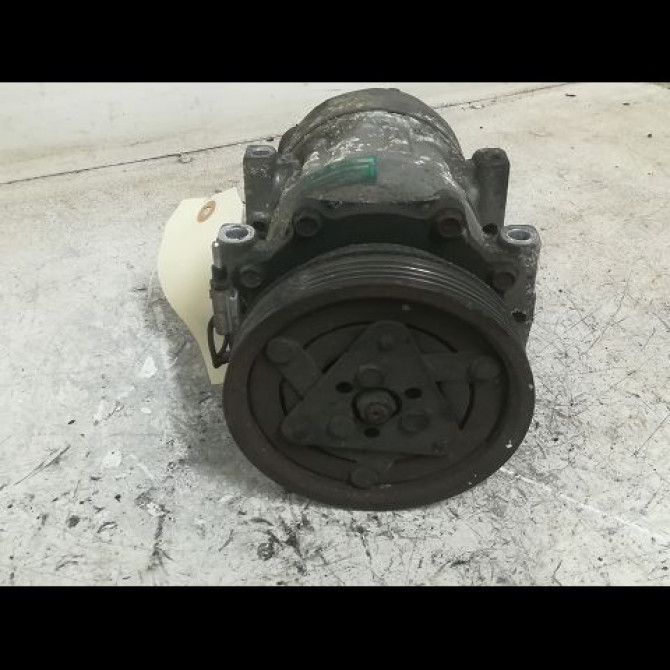 Compresseur air conditionne occasion RENAULT LAGUNA I Phase 2 04-1998->11-2000 1.6 16v 7700111036 1
