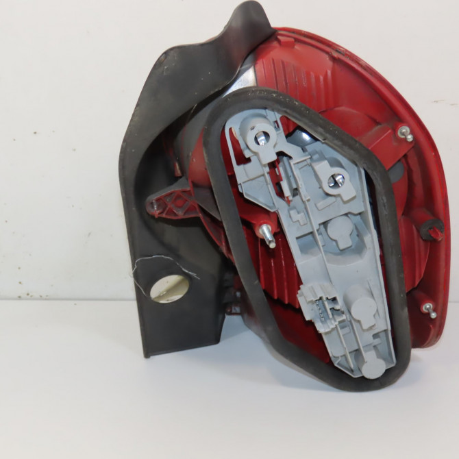 Feu arrière gauche occasion RENAULT MODUS Phase 1 09-2004->12-2007 1.5 DCI 85ch 8200613078 2